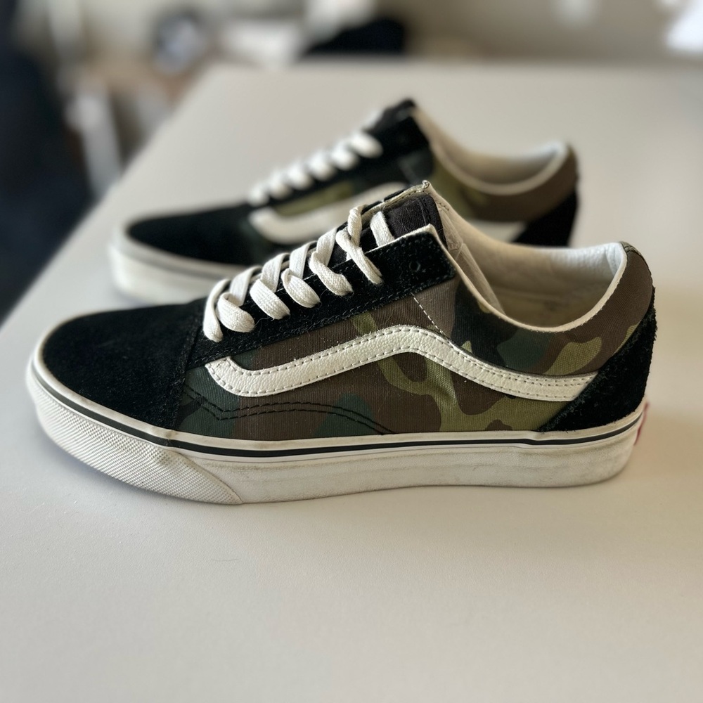 Vans woodland Camo Old Skool womens 7.5, mens 6